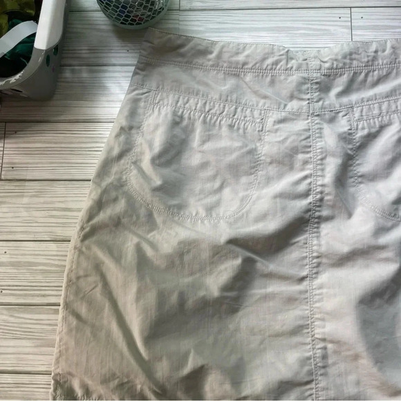 Llbean tan cargo athletic hiking skirt with pockets women’s size 10 - Picture 8 of 13